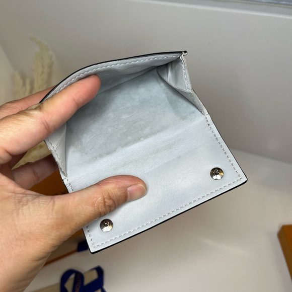 🎀 LOUIS VUITTON Discovery Compact Wallet - Picture 7 of 10